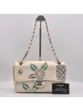 Chanel Canvas Quilted Flower Chain Shoulder Bag White Price Negotiation Welcome